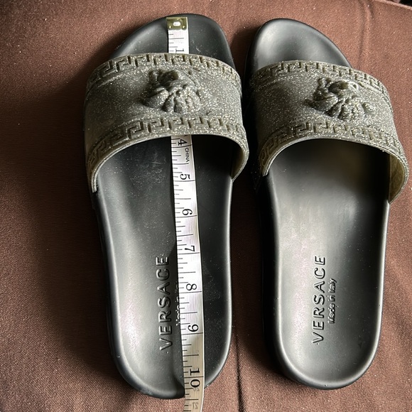 Versace slides - Picture 13 of 14
